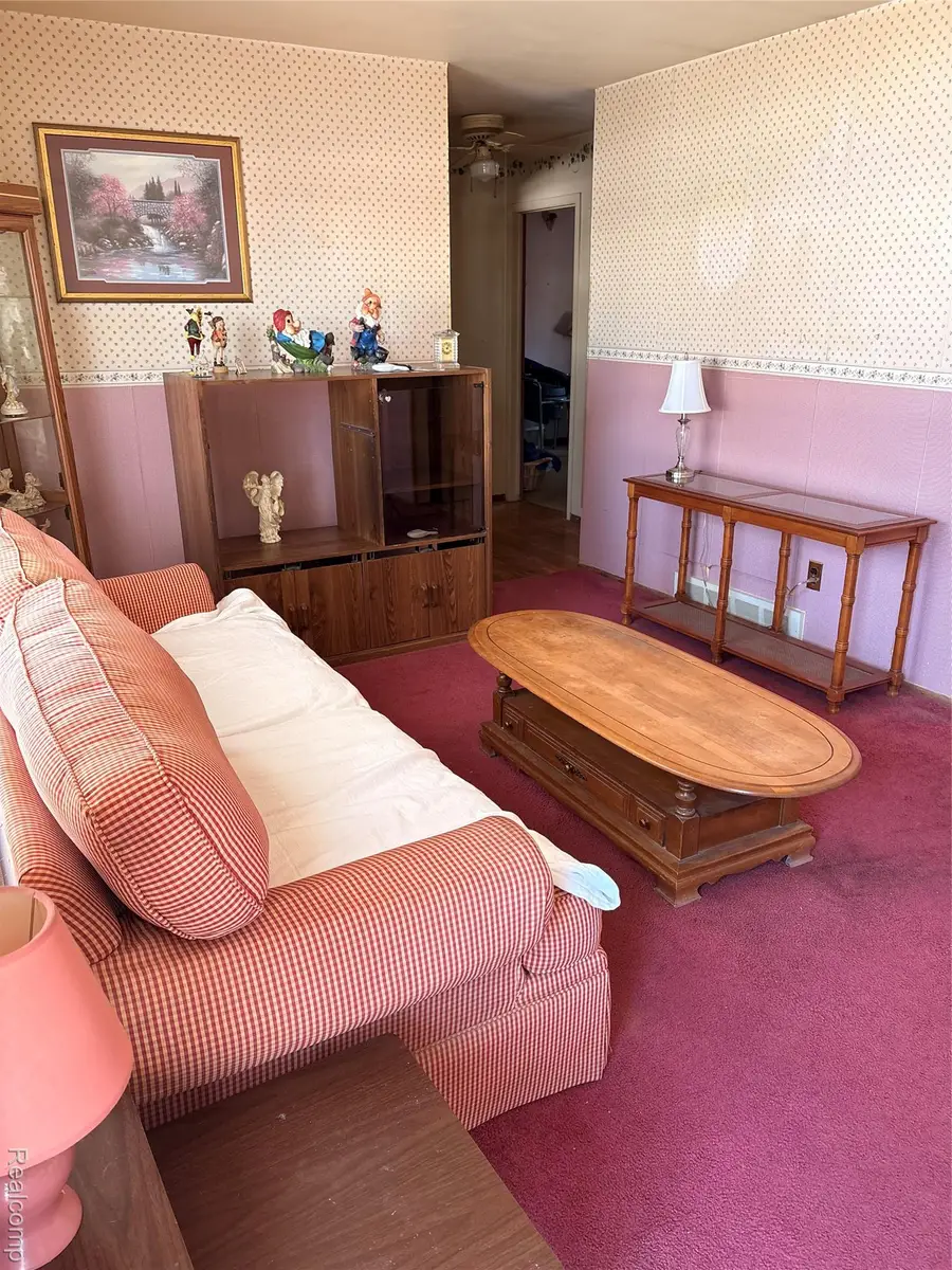 33328 Cheryl Street, Clinton Township, MI 48035 - Image #3