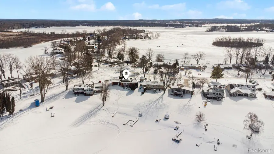 4100 Four Lakes Avenue, Linden, MI 48451 - #2