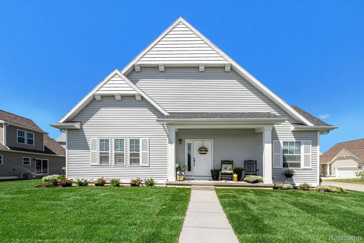 380 Dorchester Drive, Howell, MI 48855 - Image #1