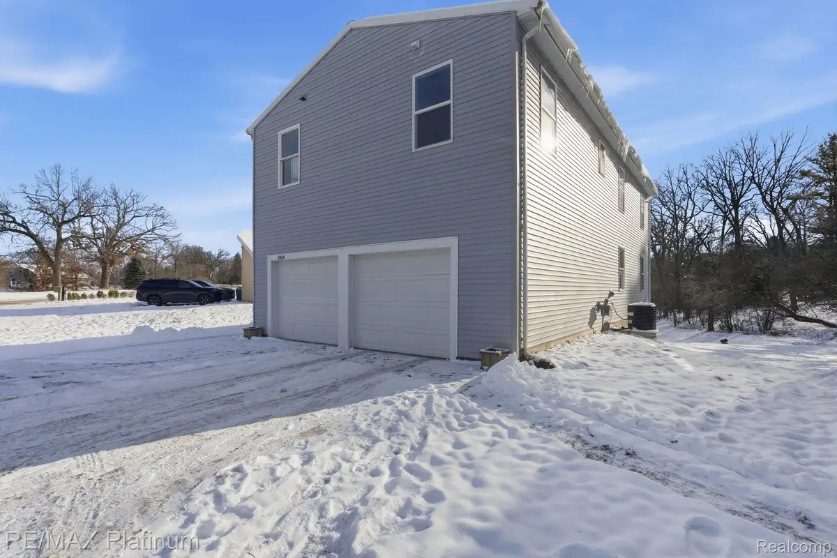 2424 Fisher Road, Howell, MI 48855 - Image #1