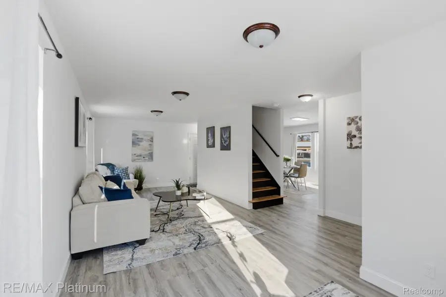 2424 Fisher Road, Howell, MI 48855 - Image #3