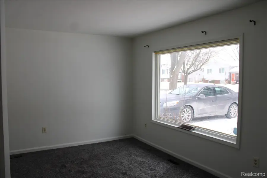 28510 Halecreek Street, Romulus, MI 48174 - #3