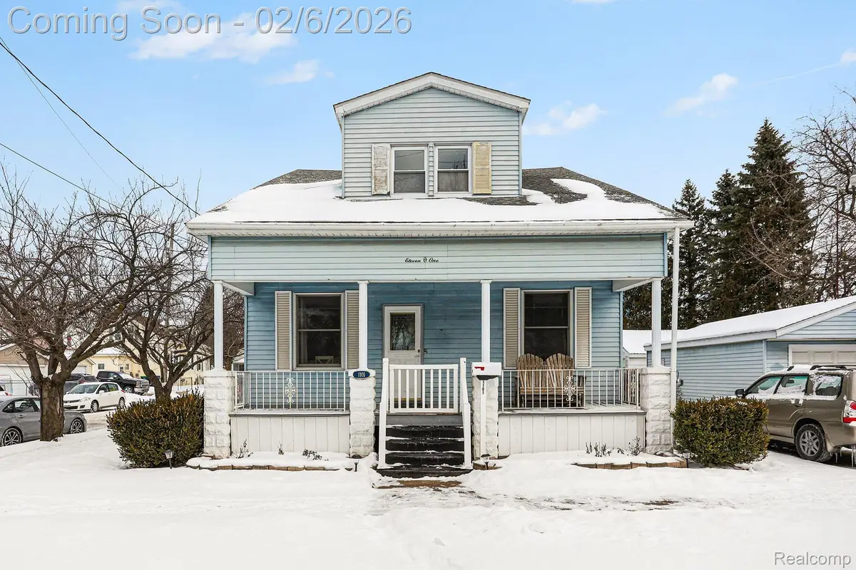 1101 S Farragut Street, Bay City, MI 48708 - #1