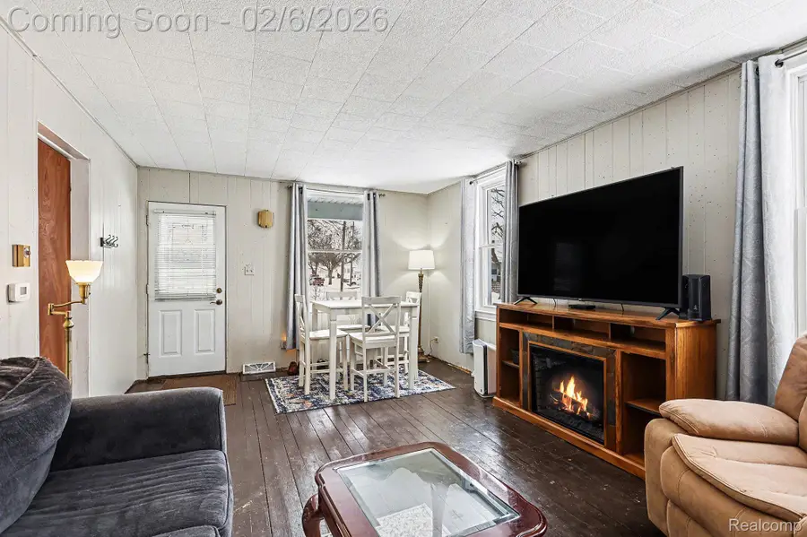 1101 S Farragut Street, Bay City, MI 48708 - #3