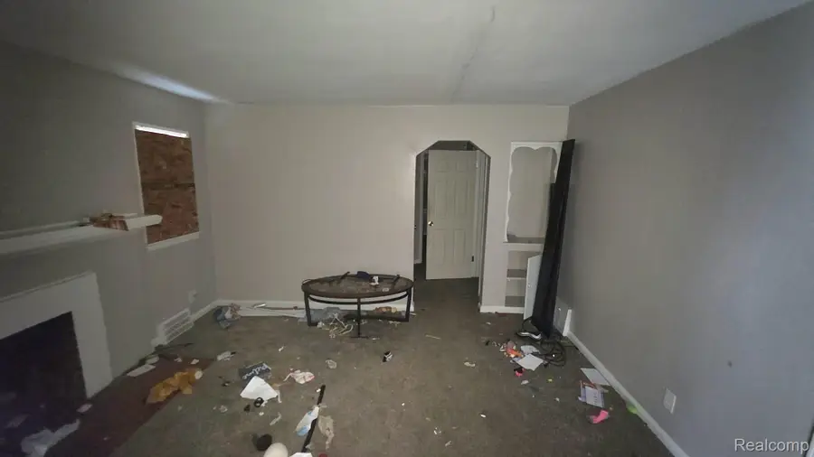 15633 Eastwood Street, Detroit, MI 48205 - #3