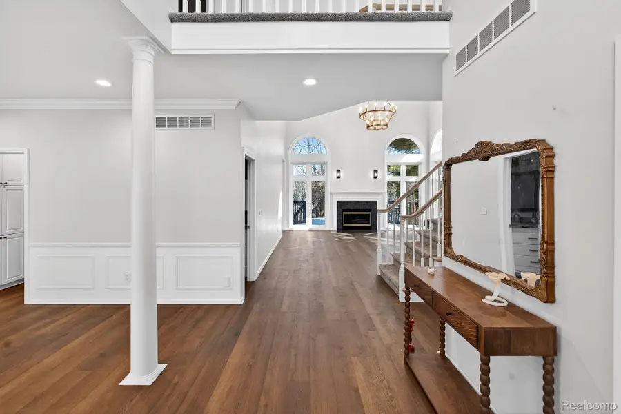 5874 Orchard Woods Drive, West Bloomfield, MI 48324 - #3