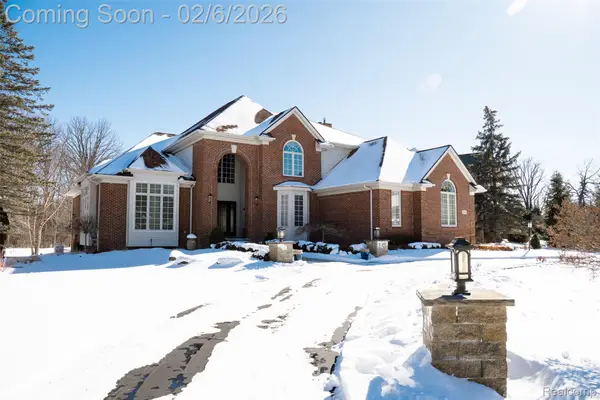 29950 Forest Drive, Franklin, MI 48025