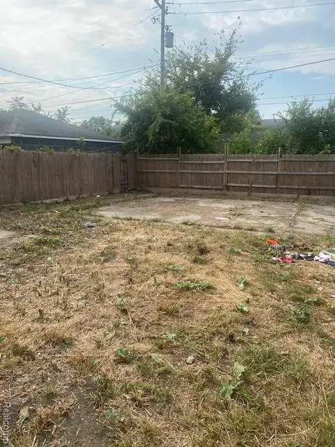 14904 Eastburn Street, Detroit, MI 48205 - Image #2