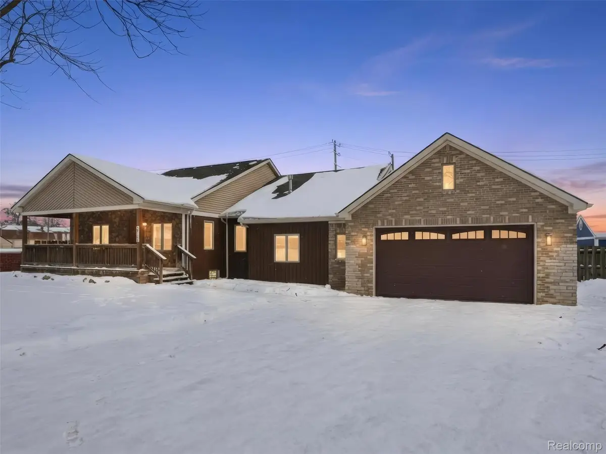 58106 Delmar, Washington, MI 48094 - Image #1