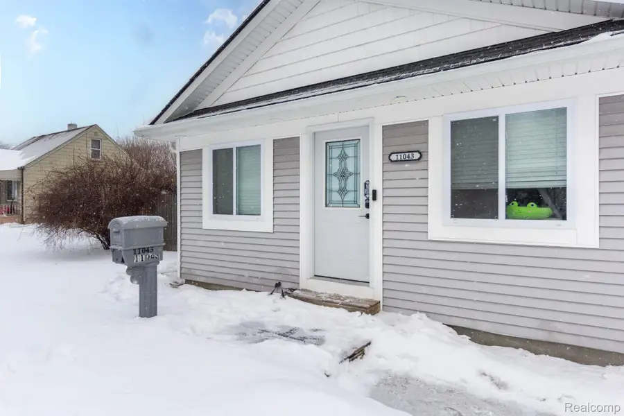 11043 Cadillac Avenue, Warren, MI 48089 - Image #3