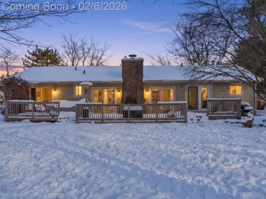 5470 Jamestown Road, Utica, MI 48317 - Image #2