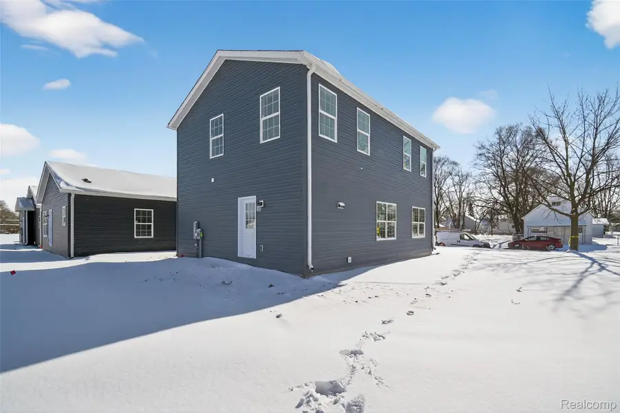 7511 Packard Avenue, Warren, MI 48091 - Image #3