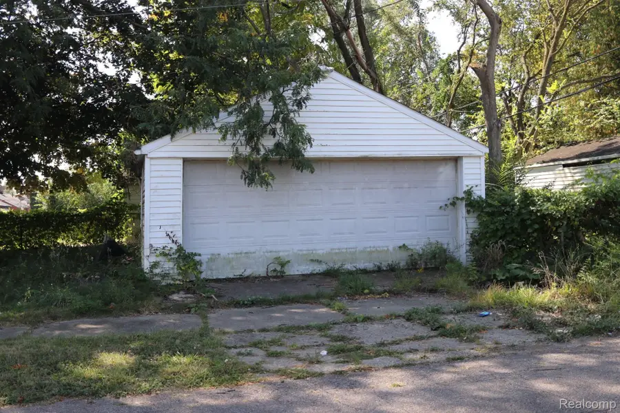 9657 Warwick Street, Detroit, MI 48228 - Image #2
