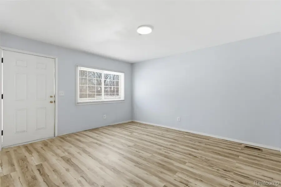 15465 Trinity Street, Detroit, MI 48223 - Image #3