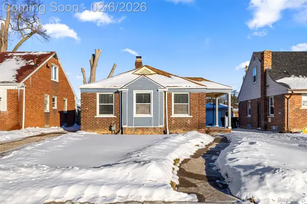 19152 Whitcomb Street, Detroit, MI 48235