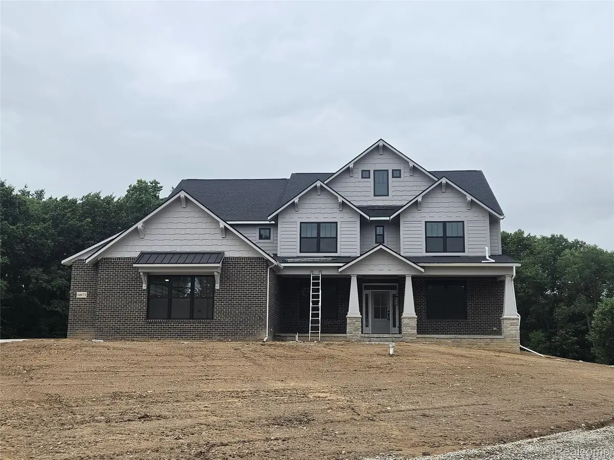 60671 Town Square Street, New Hudson, MI 48165 - #1