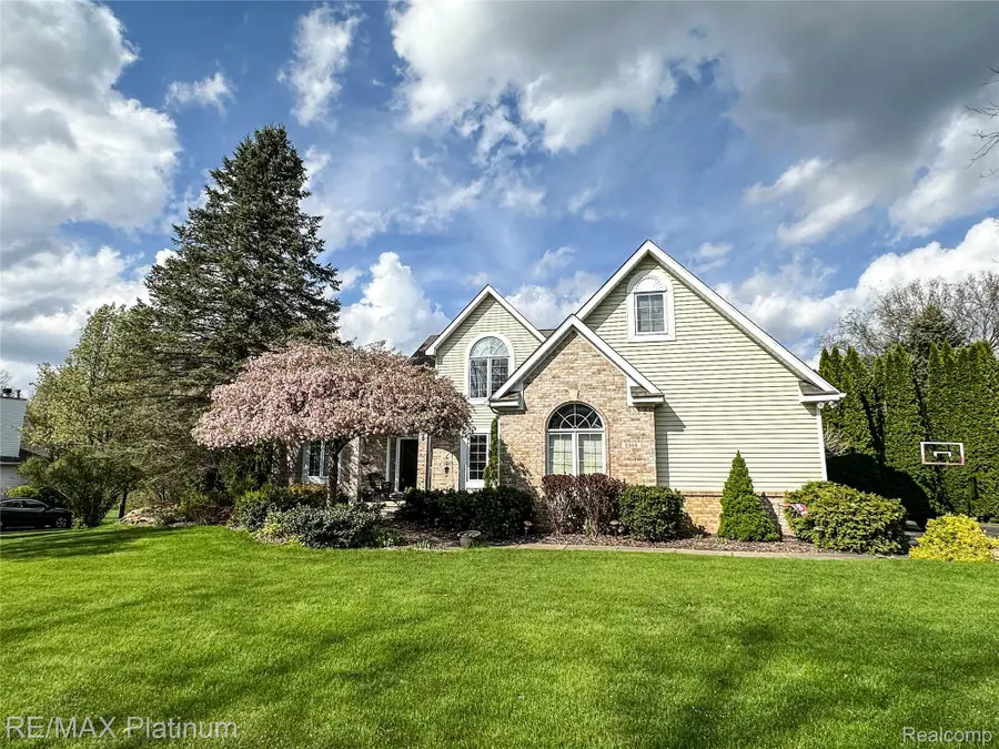 8868 Solitude Drive, Brighton, MI 48116 - #2