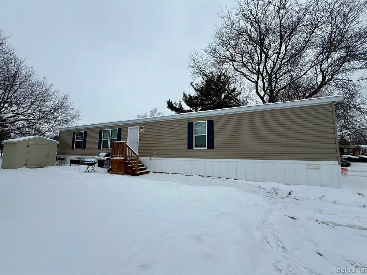 2700 Eaton Rapids Road #193, Lansing, MI 48911 - Image #1