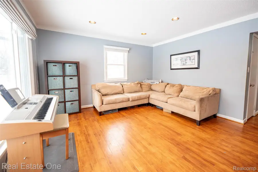 4605 Rosewold Avenue, Royal Oak, MI 48073 - #2