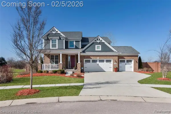 830 Lake Woods Drive, Canton, MI 48188