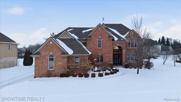 4157 Springbrook Drive, SterlingHeights, MI 48314