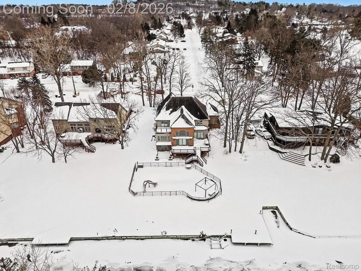 4973 Parview Drive, Clarkston, MI 48346 - Image #1