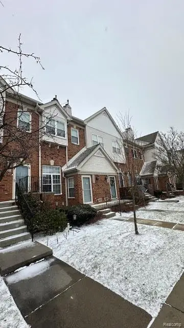 1724 Campau Farms Circle, Detroit, MI 48207 - Image #2