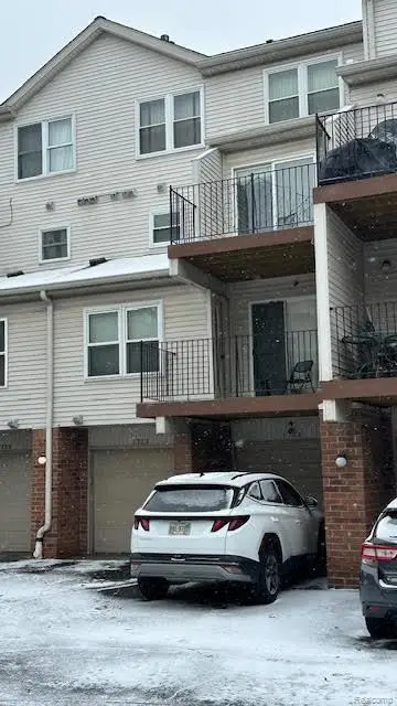 1724 Campau Farms Circle, Detroit, MI 48207 - Image #3