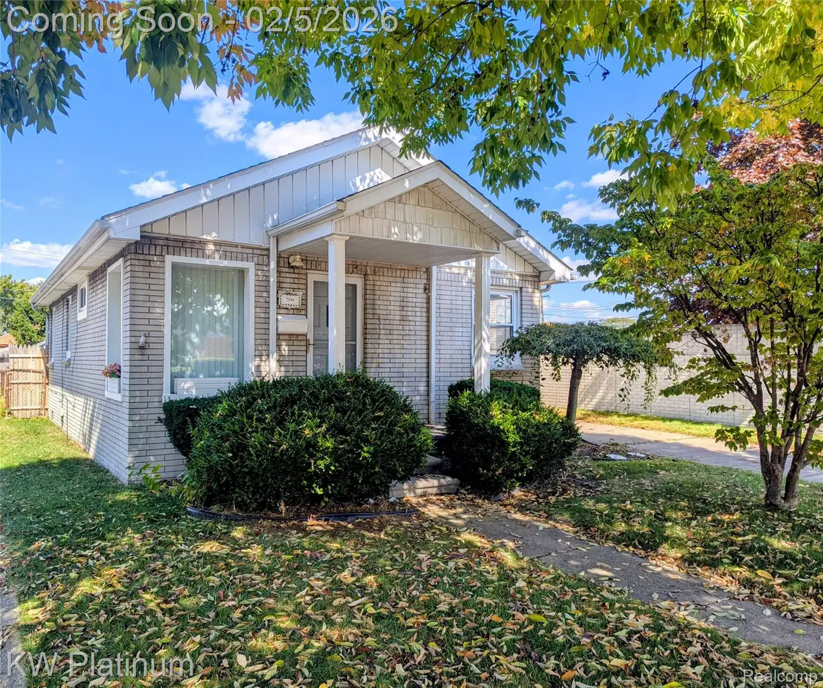 7399 Gronow, Center Line, MI 48015 - #1