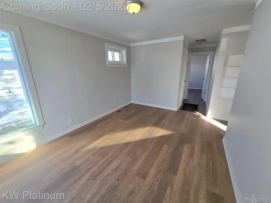 7399 Gronow, Center Line, MI 48015 - #2