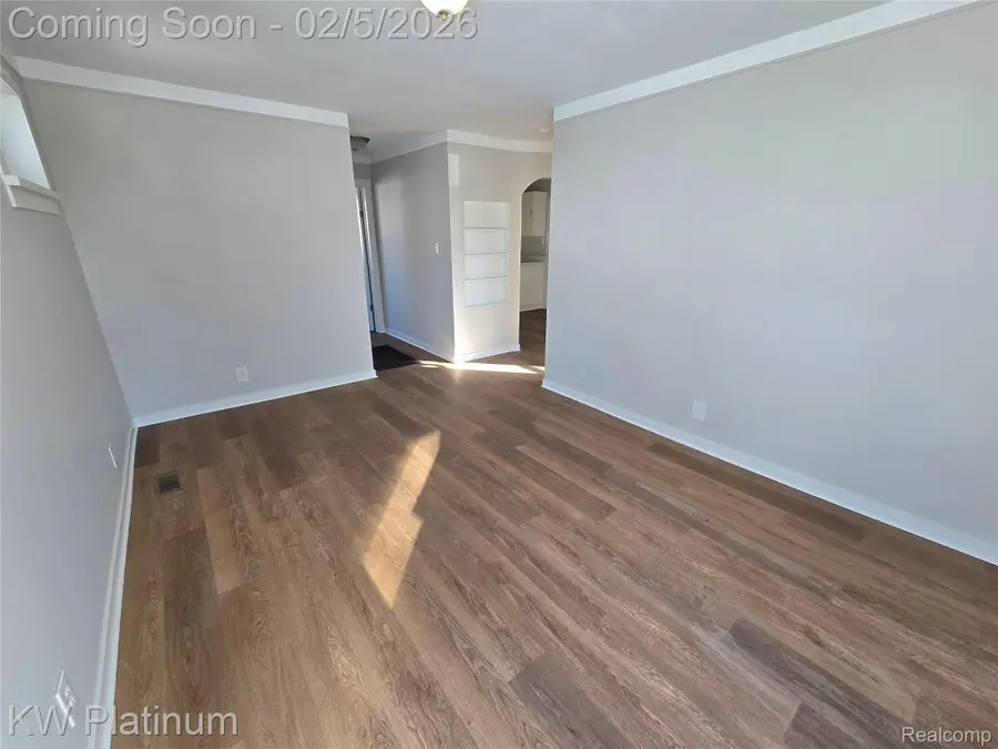 7399 Gronow, Center Line, MI 48015 - #3