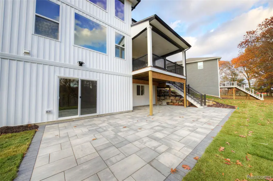 626 Round Rock, Howell, MI 48843 - Image #3