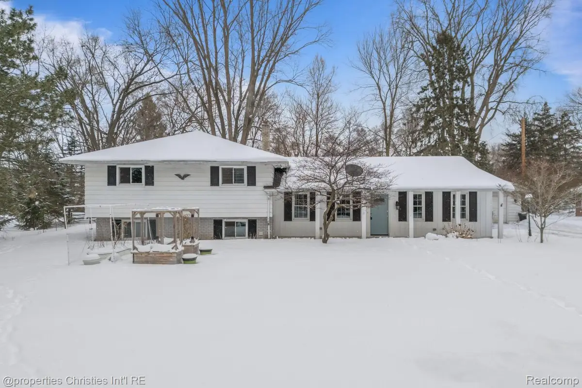 7145 Henry Drive, West Bloomfield, MI 48324 - Image #1