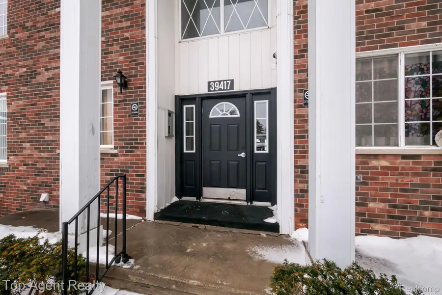 39417 Van Dyke Avenue #605, Sterling Heights, MI 48313 - #2