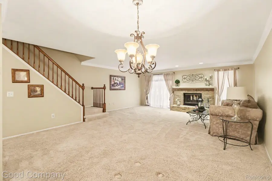 616 Tennyson, Rochester Hills, MI 48307 - Image #2