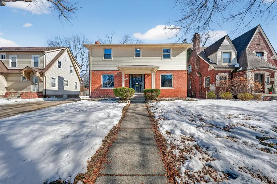 16844 Shaftsbury Avenue, Detroit, MI 48219 - #2