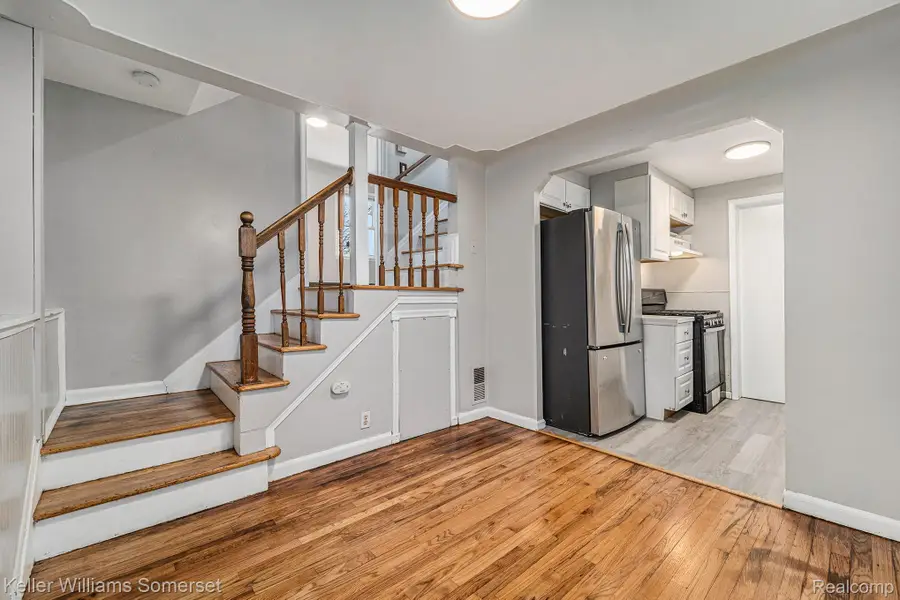 8043 Kaltz, Center Line, MI 48015 - #3