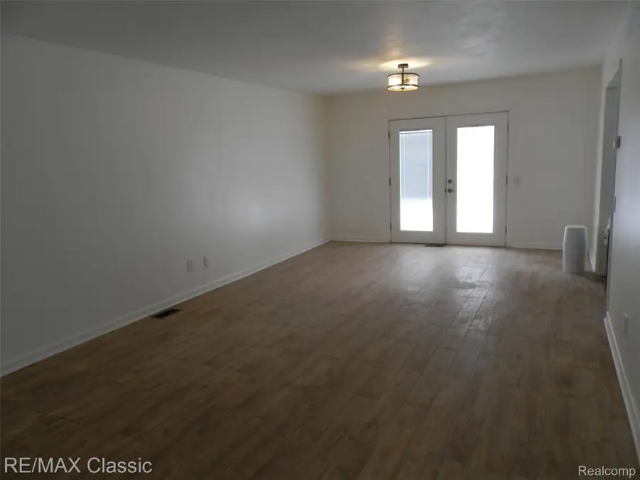 41345 Singh Boulevard, Novi, MI 48375 - #3