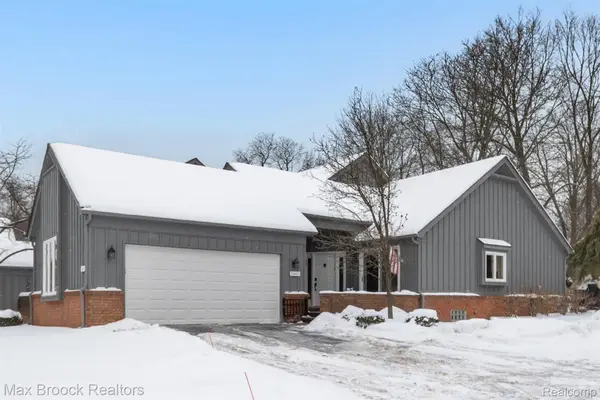 28602 Venice Court, FarmingtonHills, MI 48334