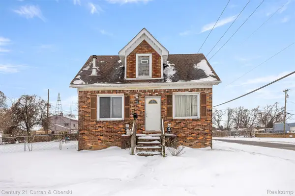 7004 Dodge Avenue, Warren, MI 48091