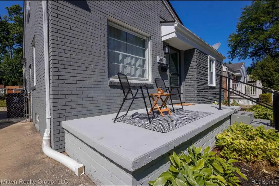 3011 N Alexander Avenue, Royal Oak, MI 48073 - #3