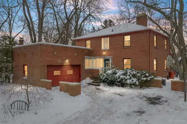 12935 Victoria Avenue, HuntingtonWoods, MI 48070