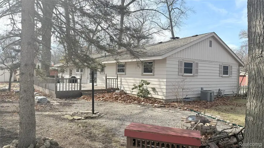 3316 Hickory Lane, Port Huron, MI 48060 - #2