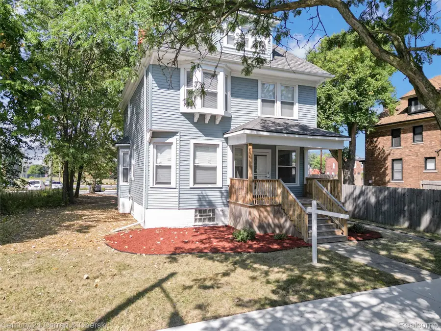 65 Melbourne Street, Detroit, MI 48202 - Image #2