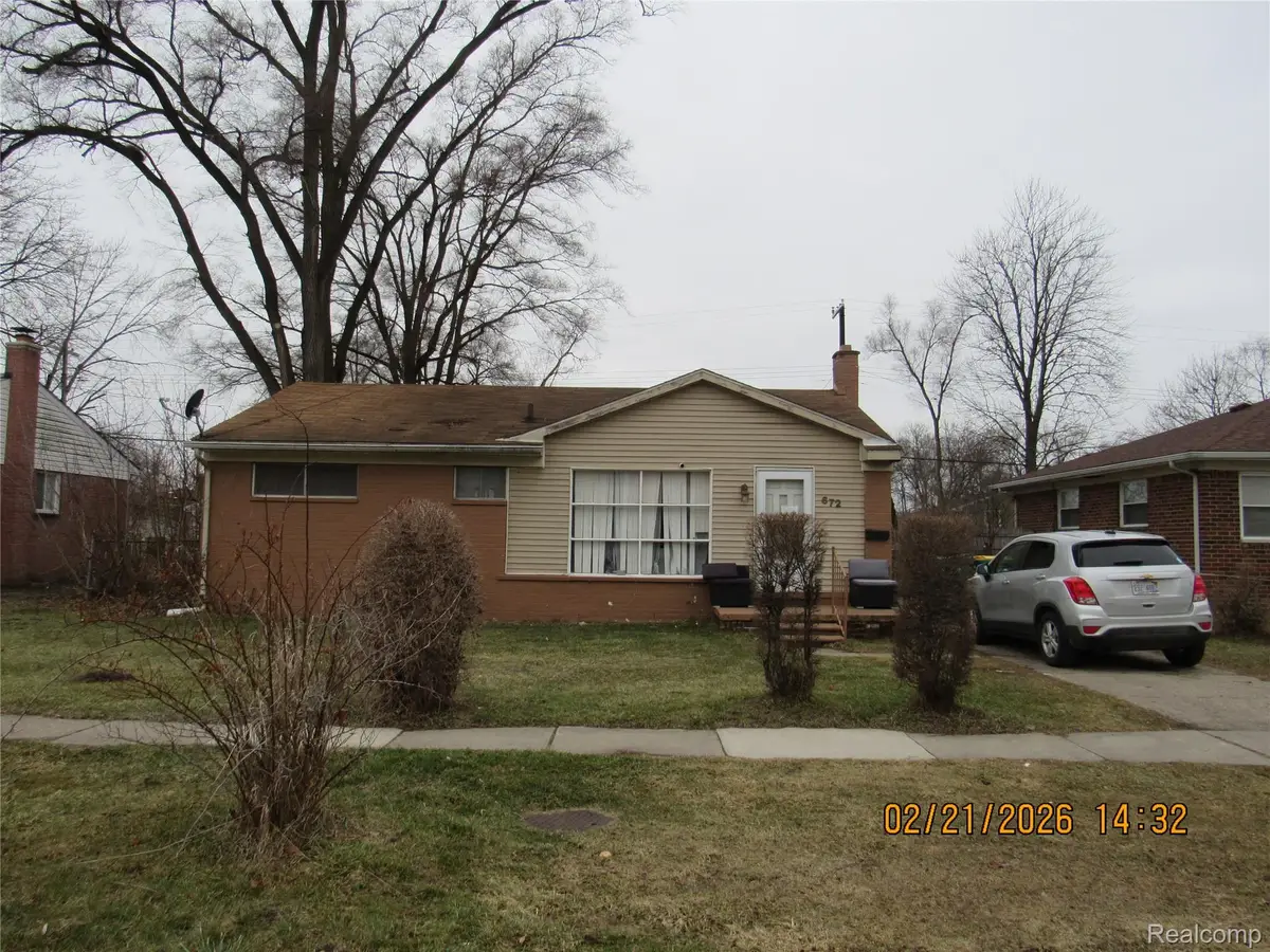 672 Nash Avenue, Ypsilanti, MI 48198 - #1