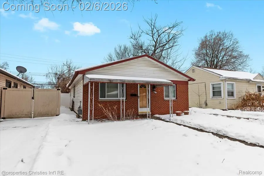 26131 Amherst Street, Dearborn Heights, MI 48125 - Image #2