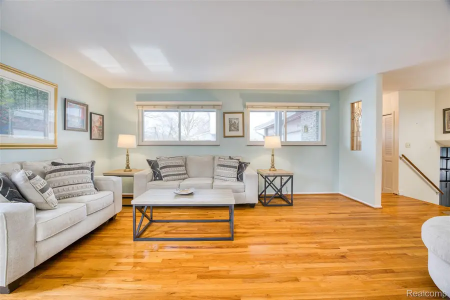 1434 Pine Valley Boulevard, Ann Arbor, MI 48104 - #3