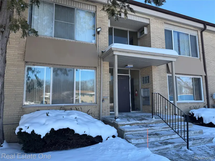 25835 Lahser Road #5, Southfield, MI 48033 - #2