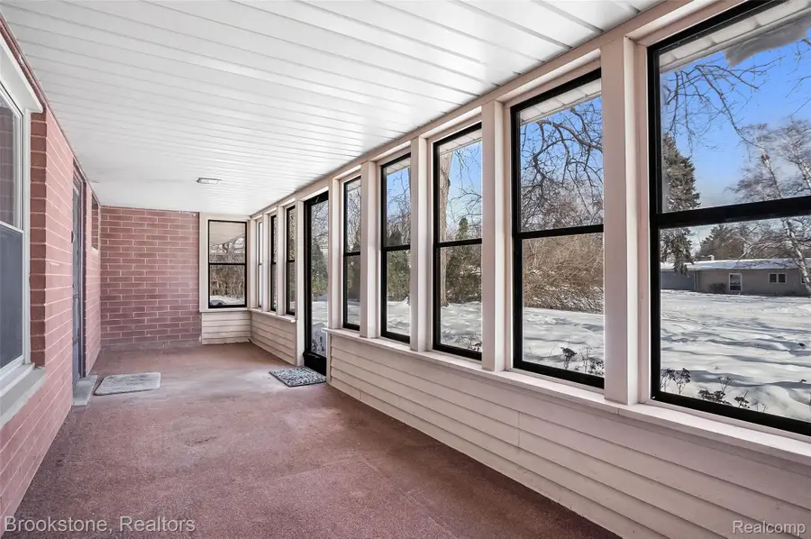 18869 Nola Street, Livonia, MI 48152 - #2