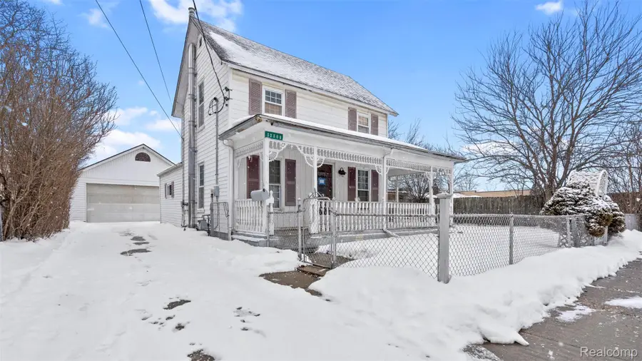 32308 Church Street, Rockwood, MI 48173 - #2